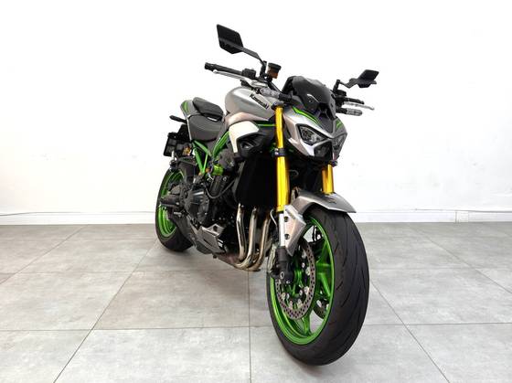 KAWASAKI Z900 R EDITION KAWASAKI Z900 R EDITION